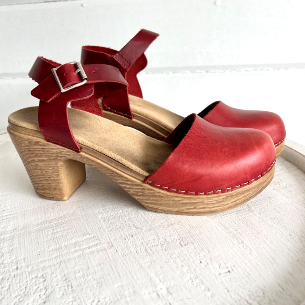 CALOU STOCKHOLM Dolores Mary Jane Soft High Heel Clogs in Red - 39/ US 8.5
